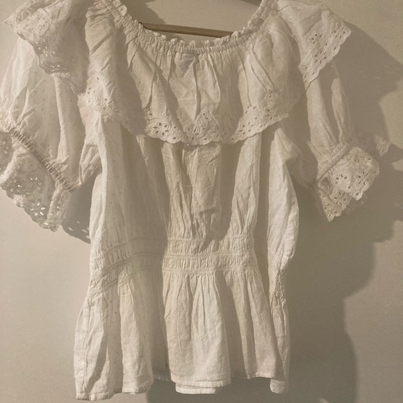 Universal Threads Swiss Dot & Eyelet Top - Picture 1 of 8